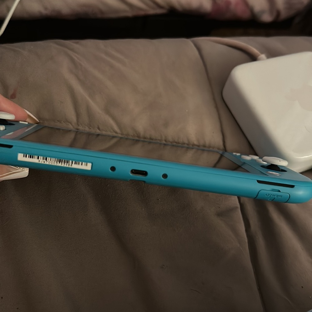 Nintendo Switch lite - Picture 3 of 4